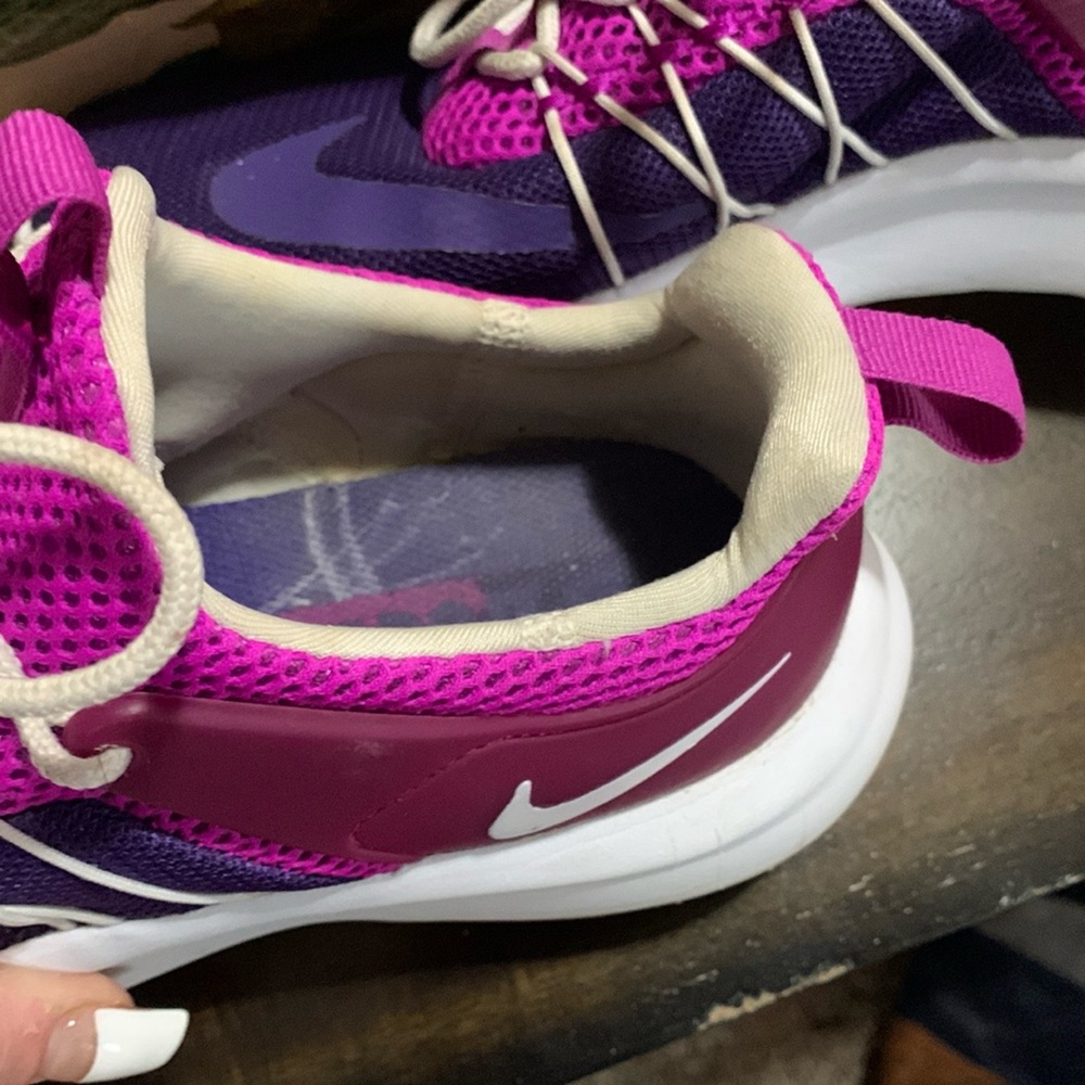 Nike- Women’s sneaker’s 8 - Picture 4 of 5